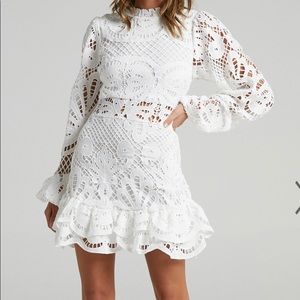 Brand new with tags white dress from Showpo, size 8 U.S.